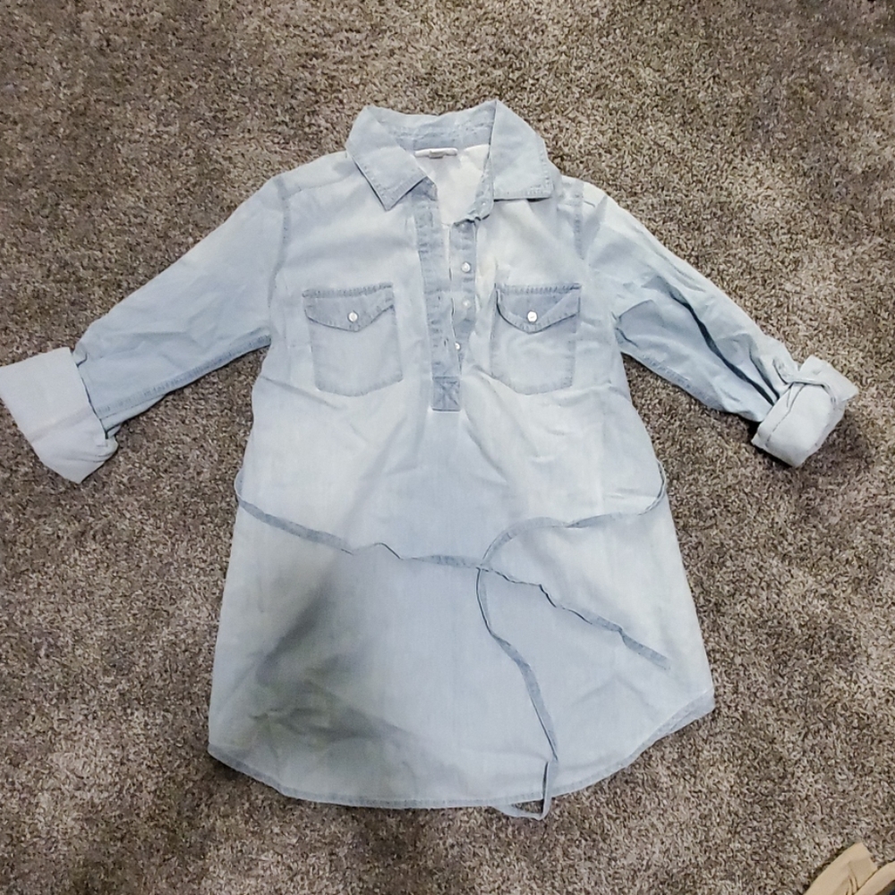 Liz Lange Maternity button down